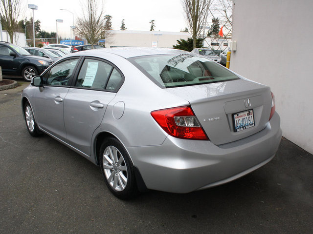 Honda Civic 2012 photo 3