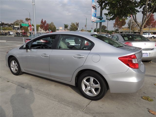Honda Civic 2012 photo 4