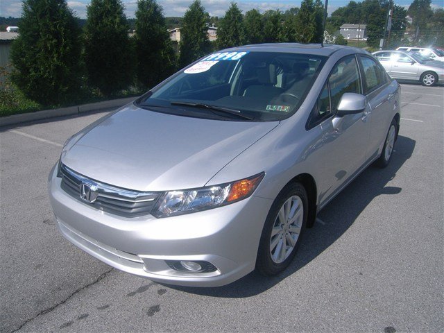 Honda Civic 2012 photo 2