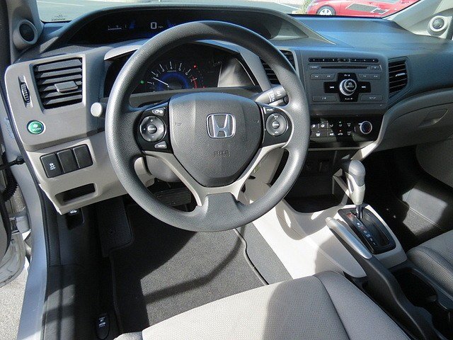 Honda Civic 2012 photo 4