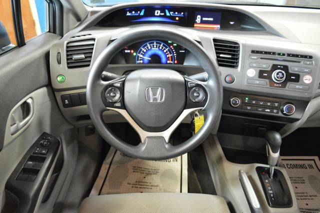 Honda Civic 2012 photo 2