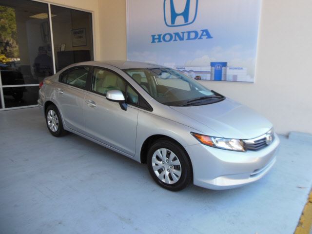 Honda Civic 2012 photo 1