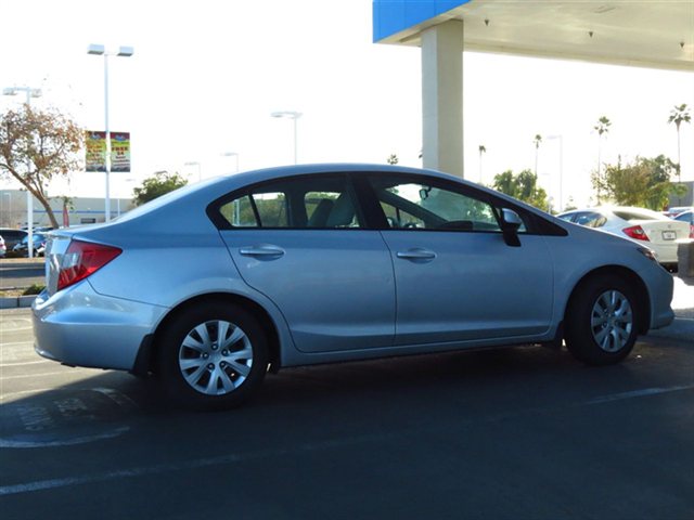Honda Civic 2012 photo 3