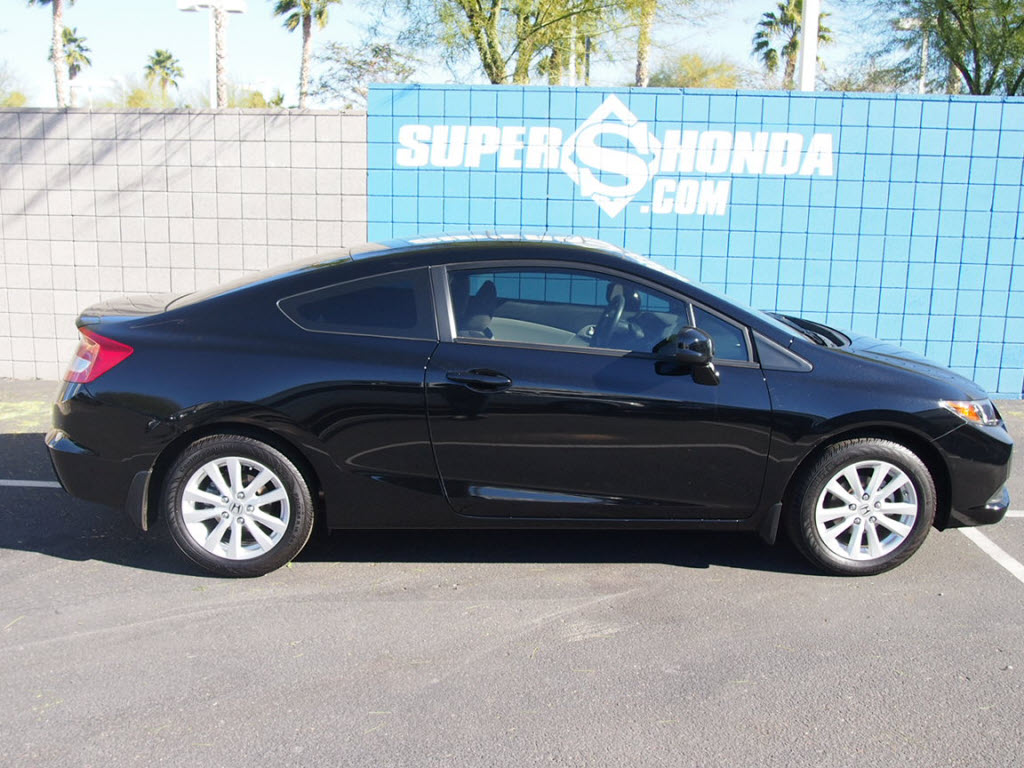 Honda Civic 2012 photo 1