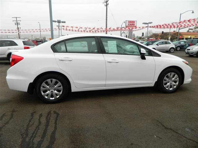 Honda Civic 2012 photo 4