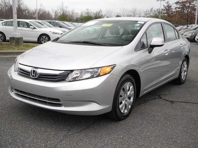 Honda Civic 2012 photo 2