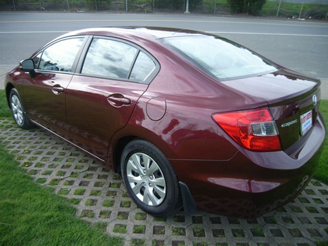 Honda Civic 2012 photo 3