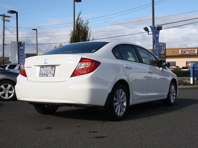 Honda Civic 2012 photo 4