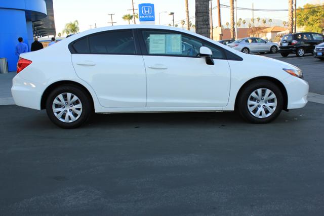 Honda Civic 2012 photo 3