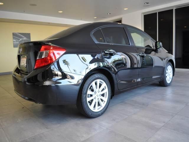 Honda Civic 2012 photo 3