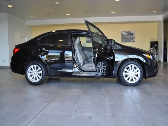 Honda Civic 2012 photo 4