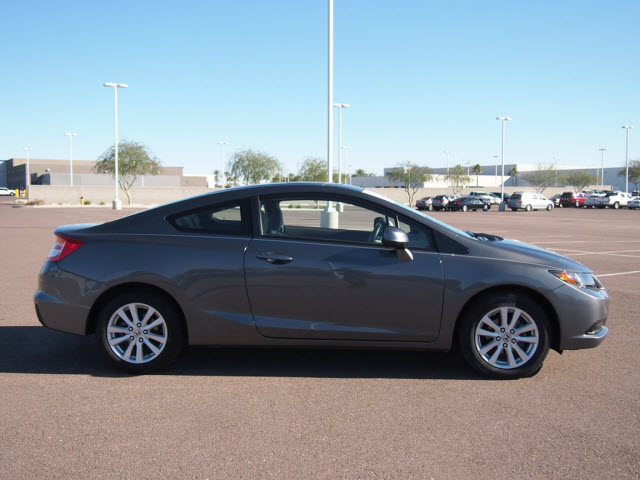 Honda Civic 2012 photo 1