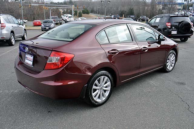 Honda Civic 2012 photo 2