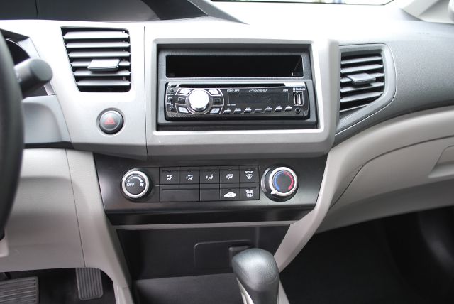 Honda Civic SLE Xfe Coupe