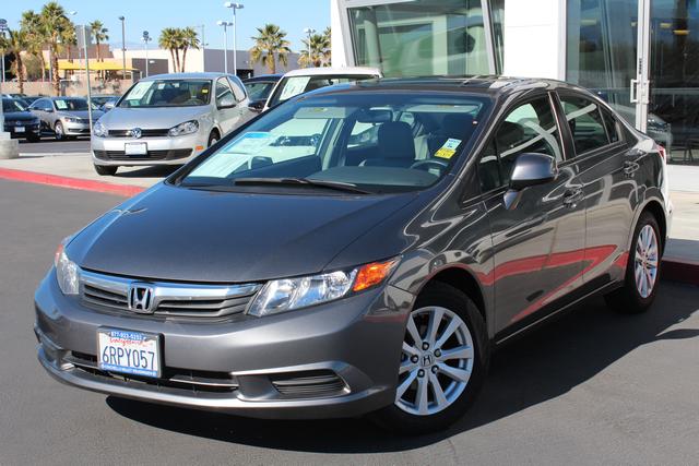 Honda Civic 2012 photo 2