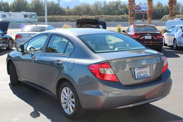 Honda Civic 2012 photo 4