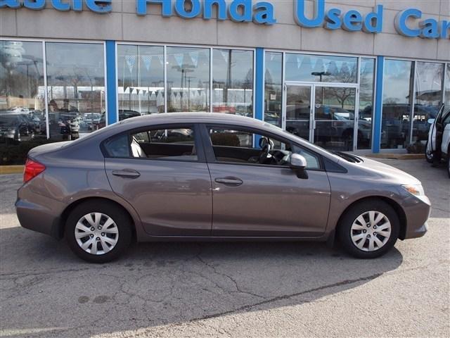 Honda Civic 2012 photo 3