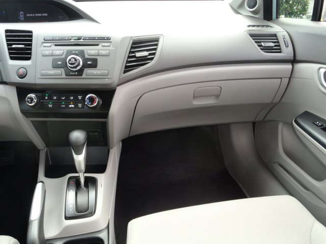 Honda Civic 2012 photo 5