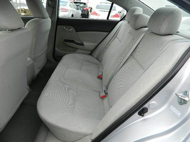 Honda Civic 2012 photo 3