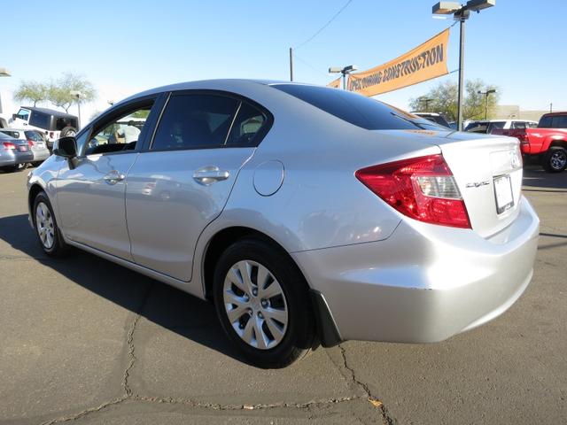 Honda Civic 2012 photo 2