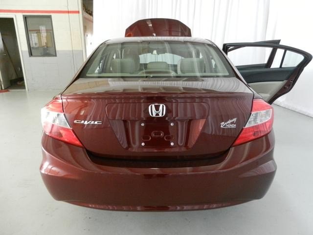 Honda Civic 2012 photo 2