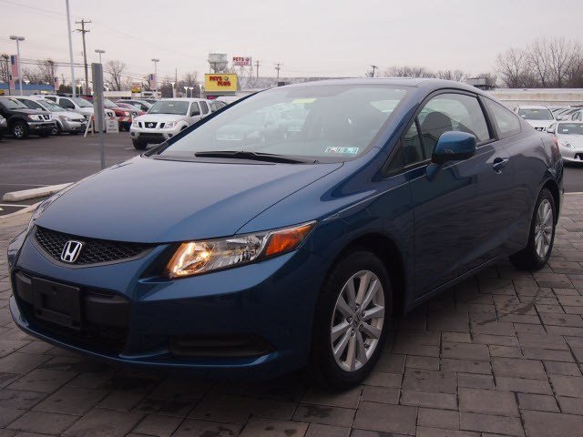 Honda Civic 2012 photo 2