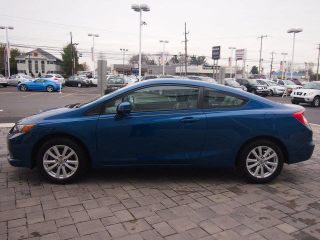 Honda Civic 2012 photo 3