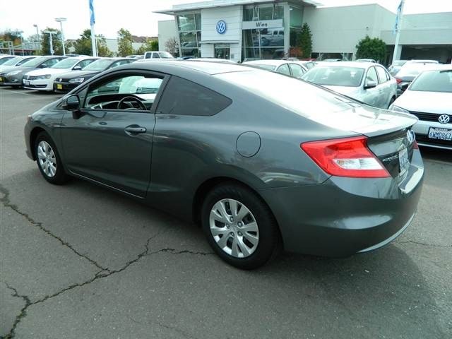 Honda Civic 2012 photo 1