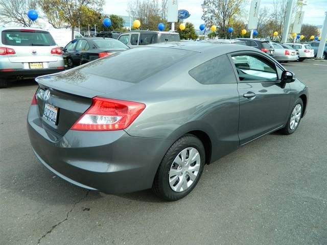 Honda Civic 2012 photo 3