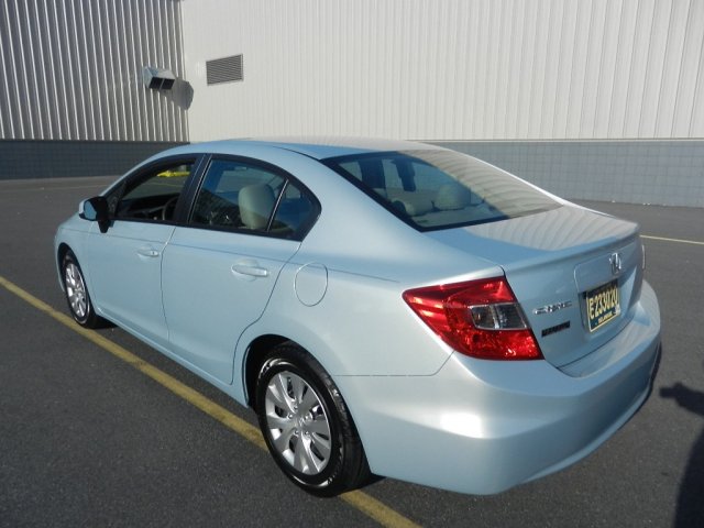 Honda Civic 2012 photo 3