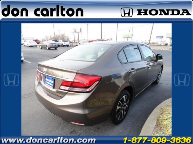 Honda Civic 2013 photo 2