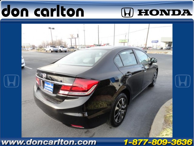 Honda Civic 2013 photo 2