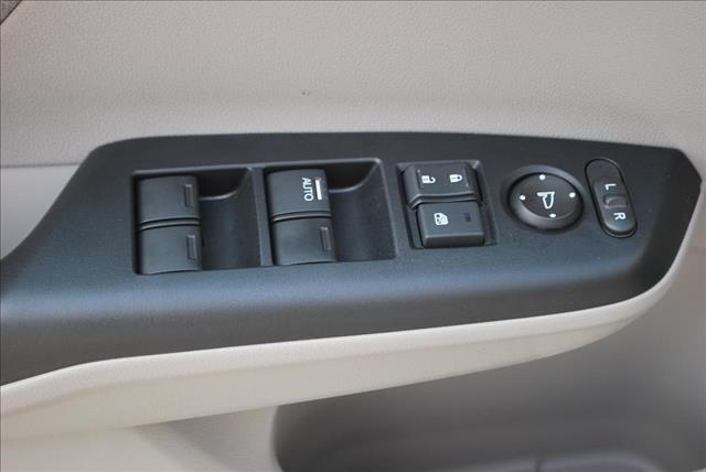 Honda Civic 2013 photo 25