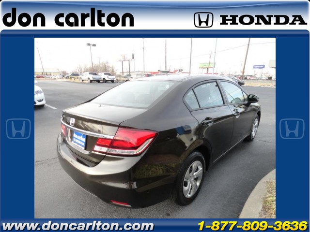 Honda Civic 2013 photo 2