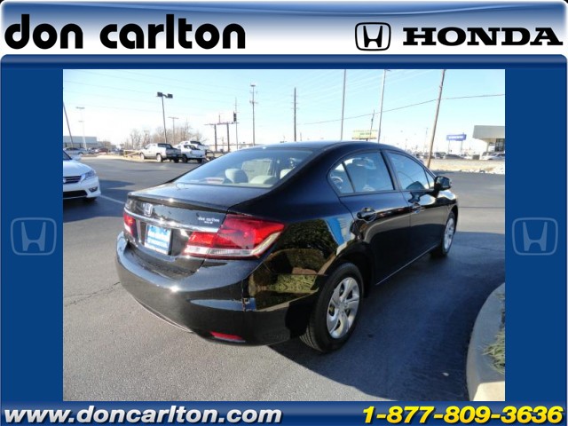 Honda Civic 2013 photo 2