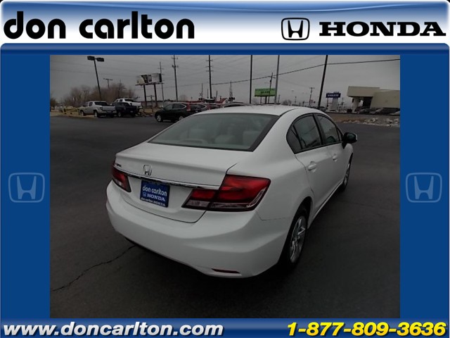 Honda Civic 2013 photo 2