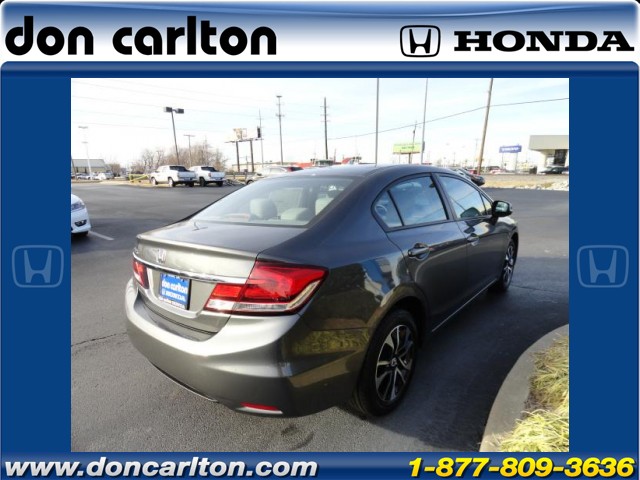 Honda Civic 2013 photo 2