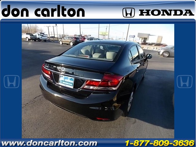 Honda Civic 2013 photo 2