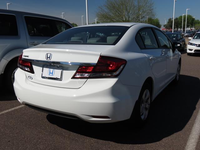 Honda Civic 2014 photo 2