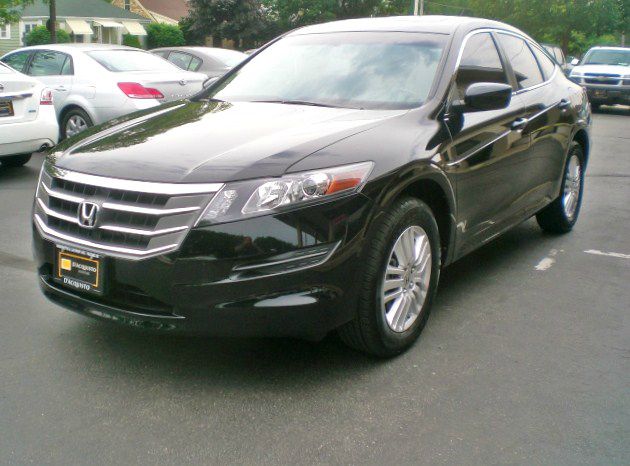 Honda Crosstour LS 2WD Hatchback