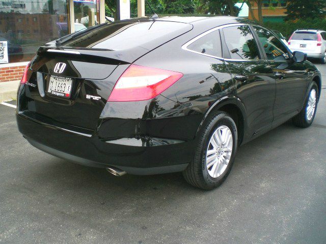 Honda Crosstour 2012 photo 1