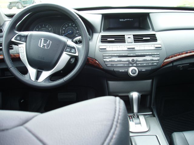 Honda Crosstour 2012 photo 12