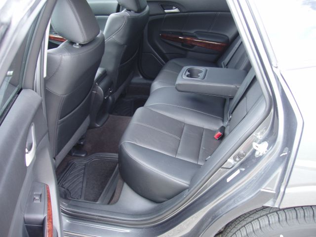 Honda Crosstour 2012 photo 14