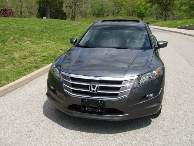 Honda Crosstour 2012 photo 17