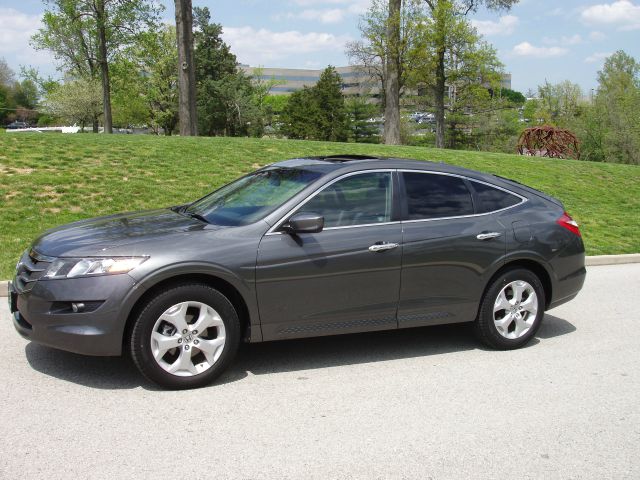 Honda Crosstour 2012 photo 18