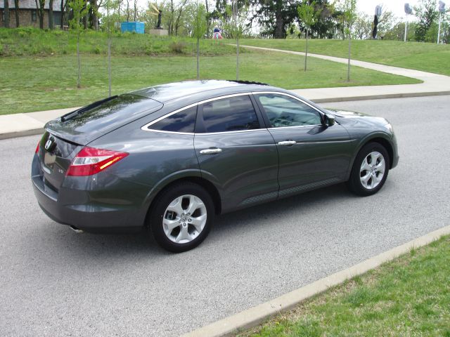Honda Crosstour 2012 photo 9