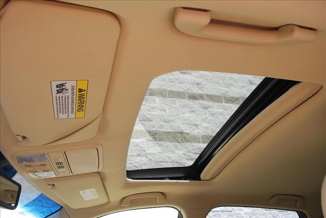 Honda Crosstour 2012 photo 14