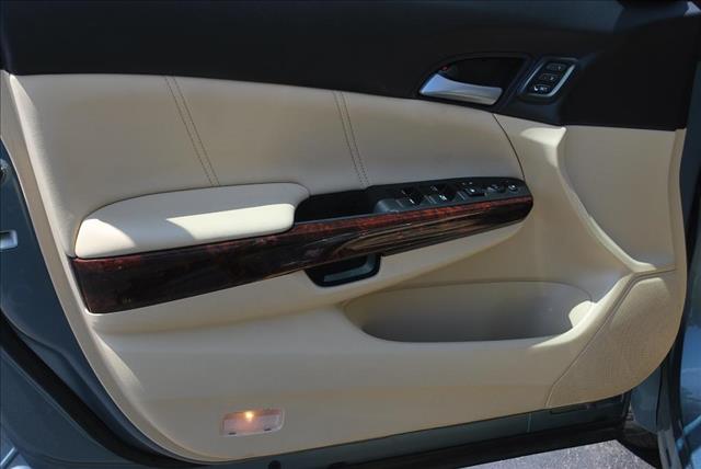 Honda Crosstour 2012 photo 29