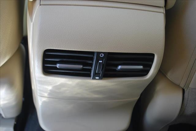 Honda Crosstour 2012 photo 9