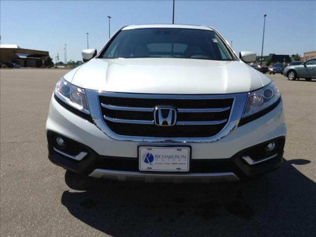 Honda Crosstour 2013 photo 3